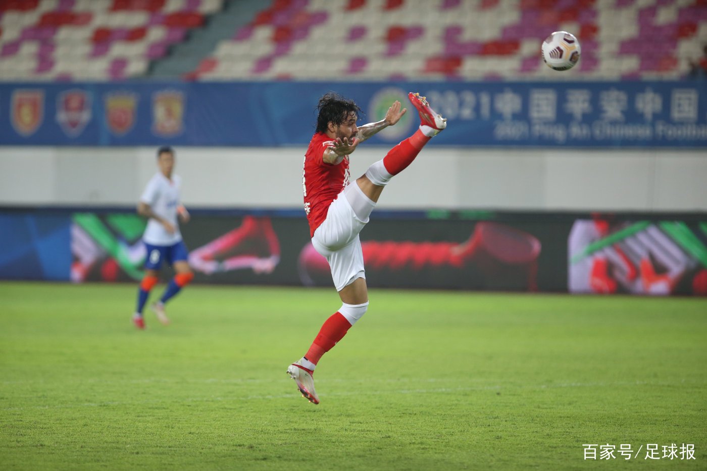 关于西悉尼流浪者外援训练状态火热，世俱杯淘汰赛关键战的信息