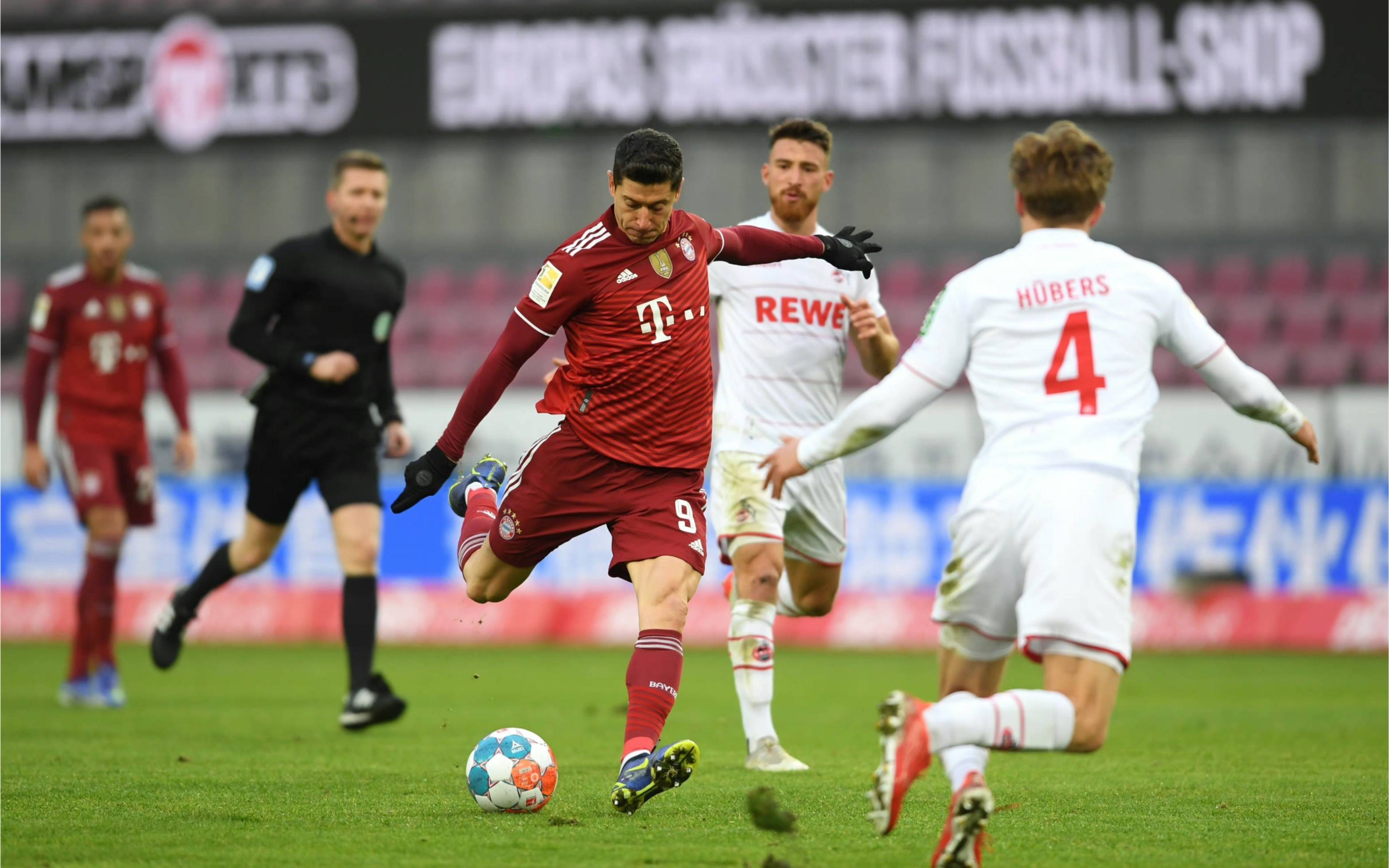 包含拜仁慕尼黑球员备战国际足球大赛的词条