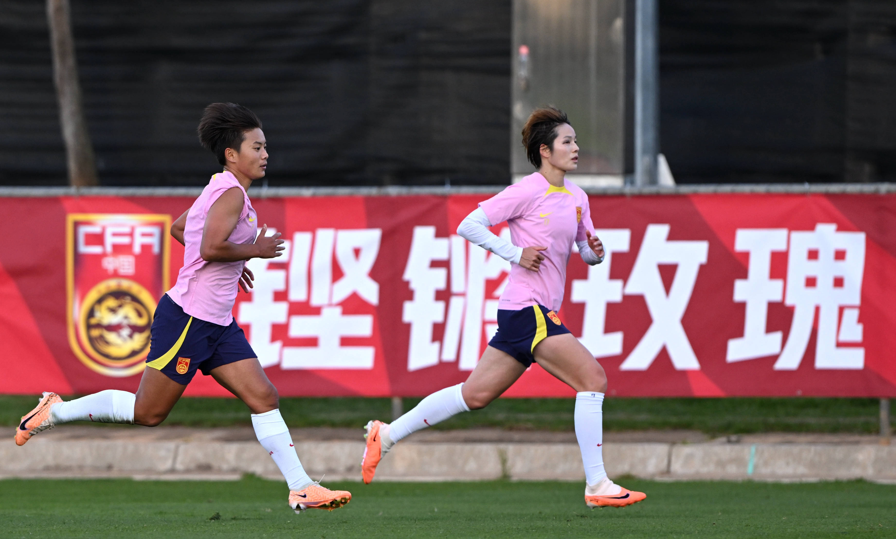 1xbet体育在线登录-中国女足运动员训练如火如荼，为进军世界杯做准备的简单介绍