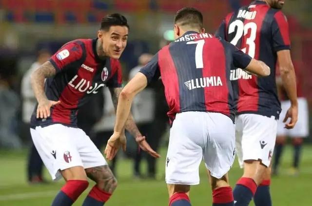 欧冠资格争夺战：那不勒斯击败乌迪内斯，领先优势加大的简单介绍