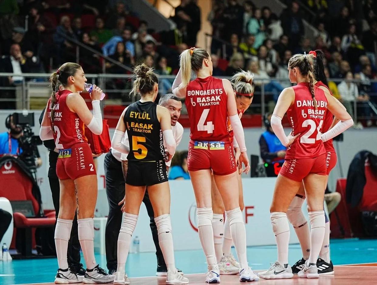 巴布亚新几内亚女足全队备战，争取进一步突破