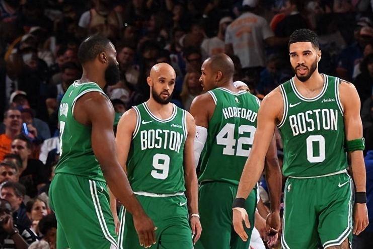 马刺组建全明星阵容吸引球市场获得成功的简单介绍 马刺组建全明星阵容吸引球市场获得成功的简单介绍