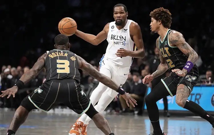 篮网冲击东部前四，战绩不断攀升