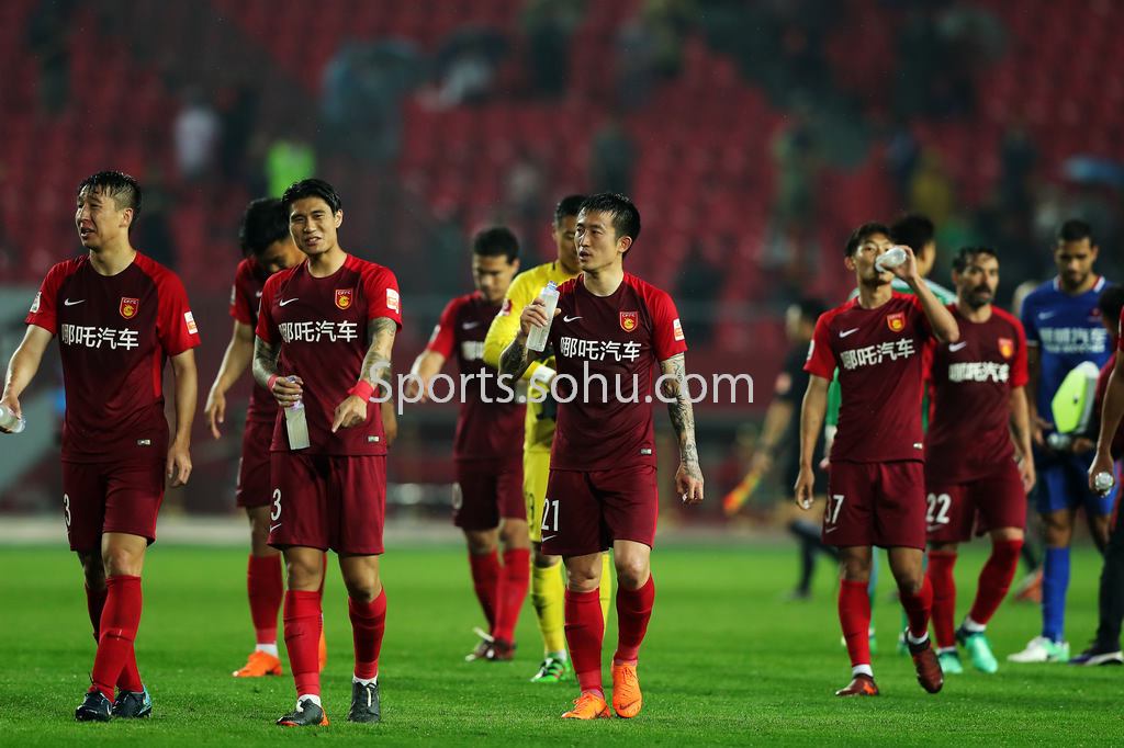 重庆主场战胜湖南，迎来一场胜利