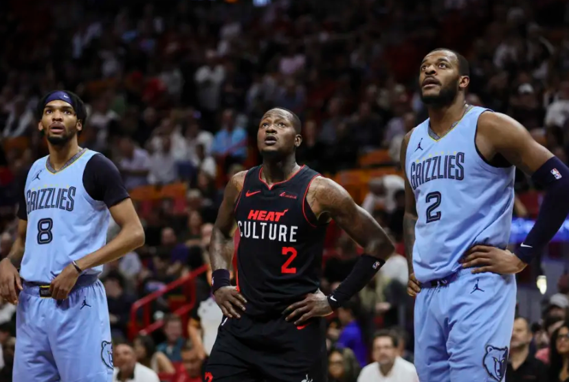 卫冕冠军状态低迷，掀起球迷热议的简单介绍