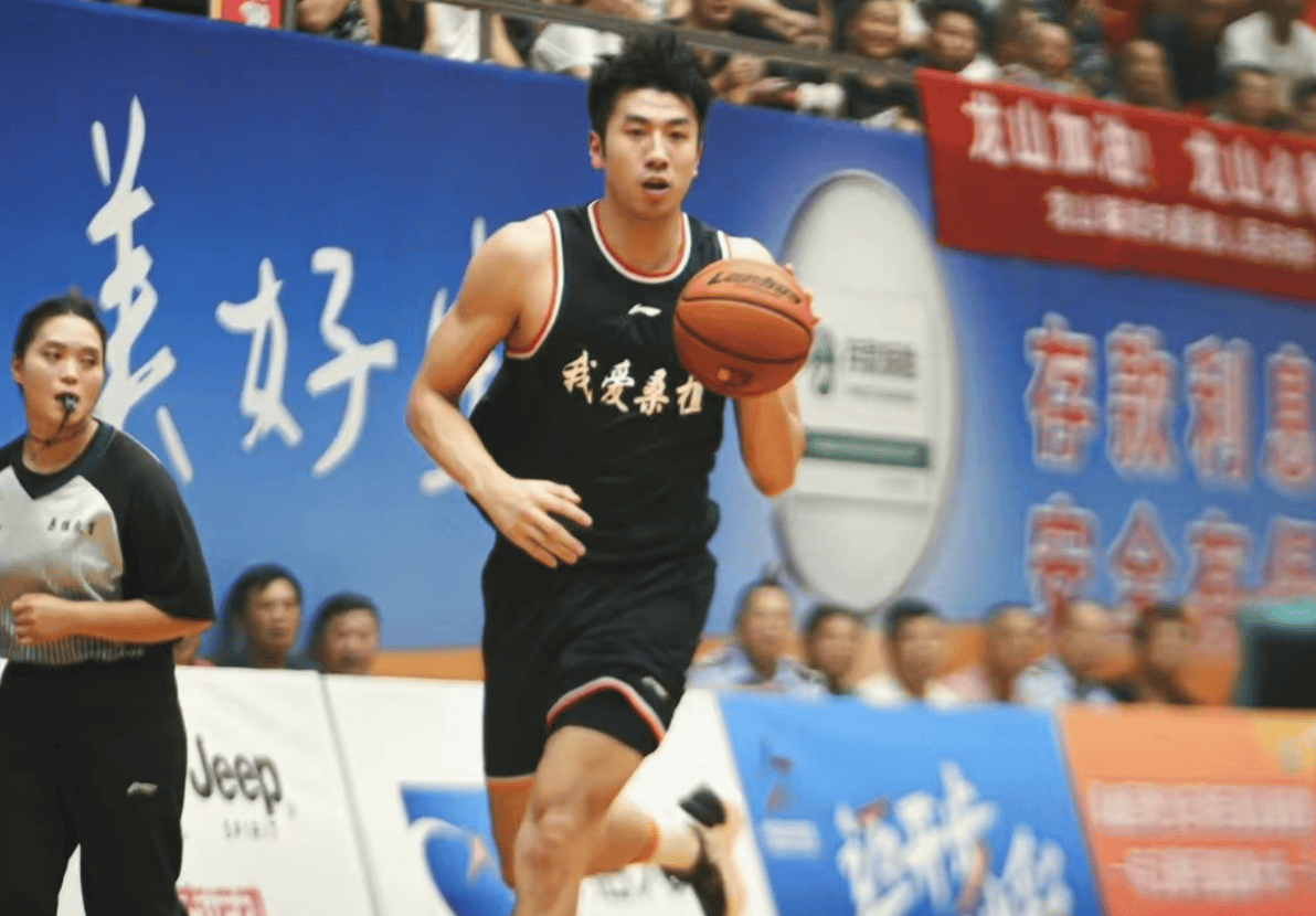 1xbet体育课程-关于北京控股新援表现神勇，球队成绩逐渐回暖的信息