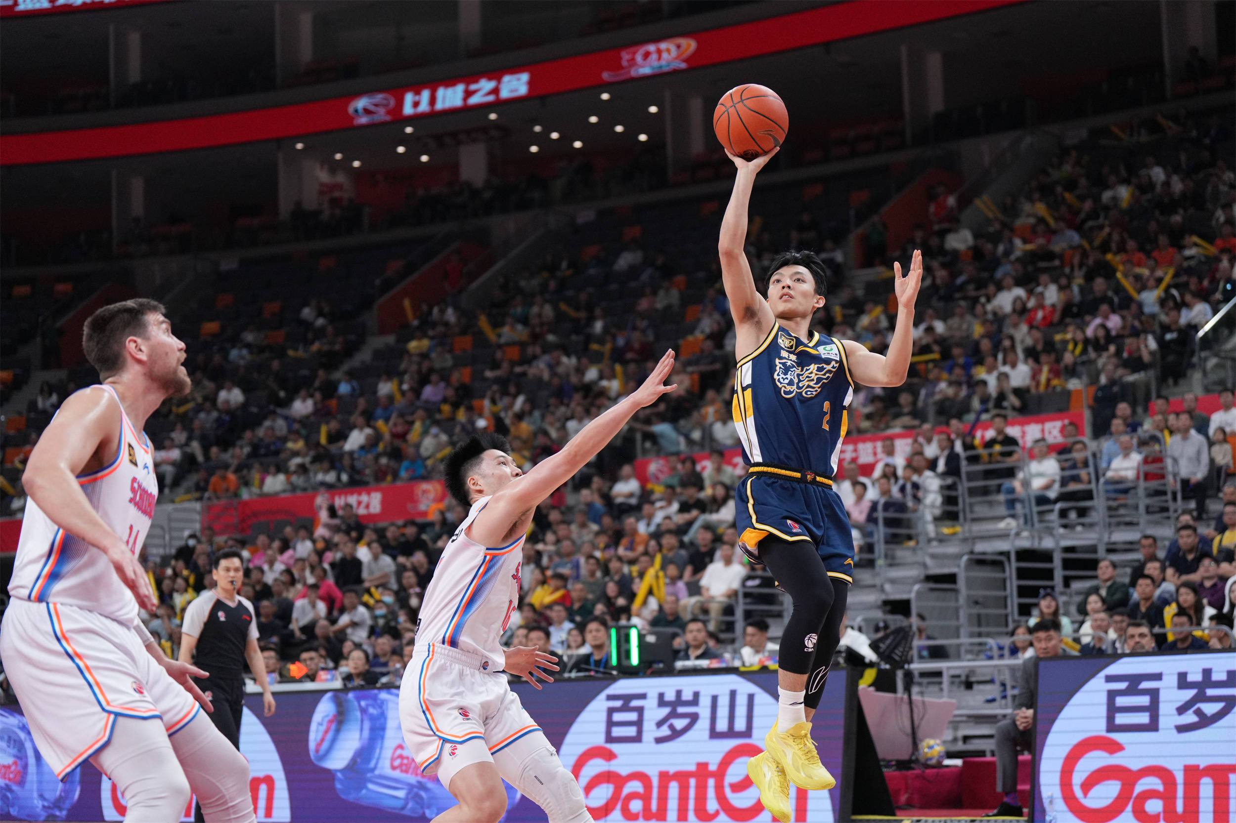 2023-24赛季广东队连胜开局，CBA新赛季谁与争锋？的简单介绍