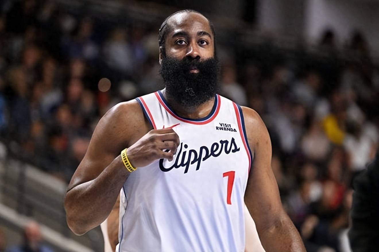 火箭客场击败尼克斯,哈登火力全开 火箭客场击败尼克斯,哈登火力全开