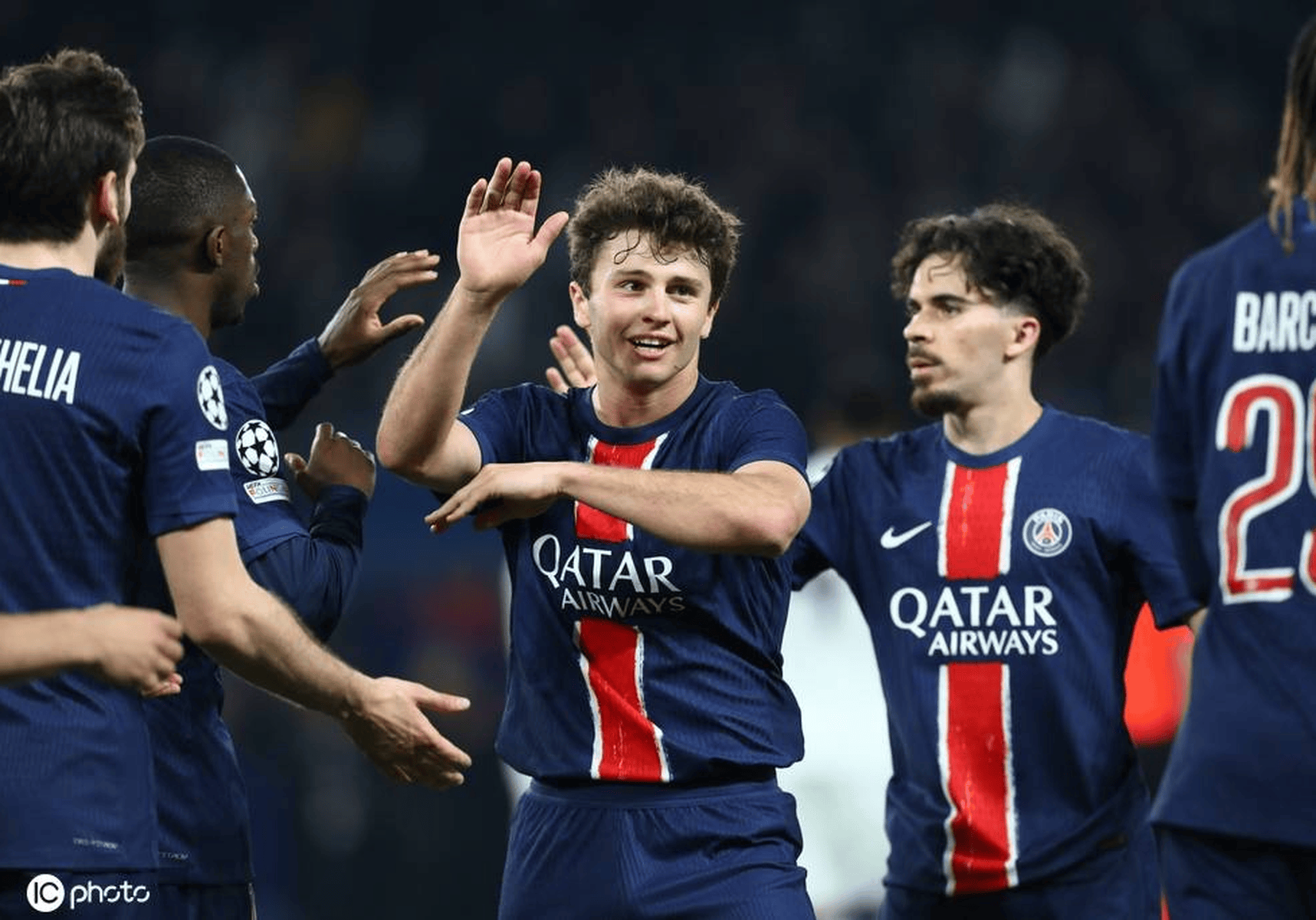 阿斯顿维拉力克博尔顿挺进英超联赛杯决赛的简单介绍