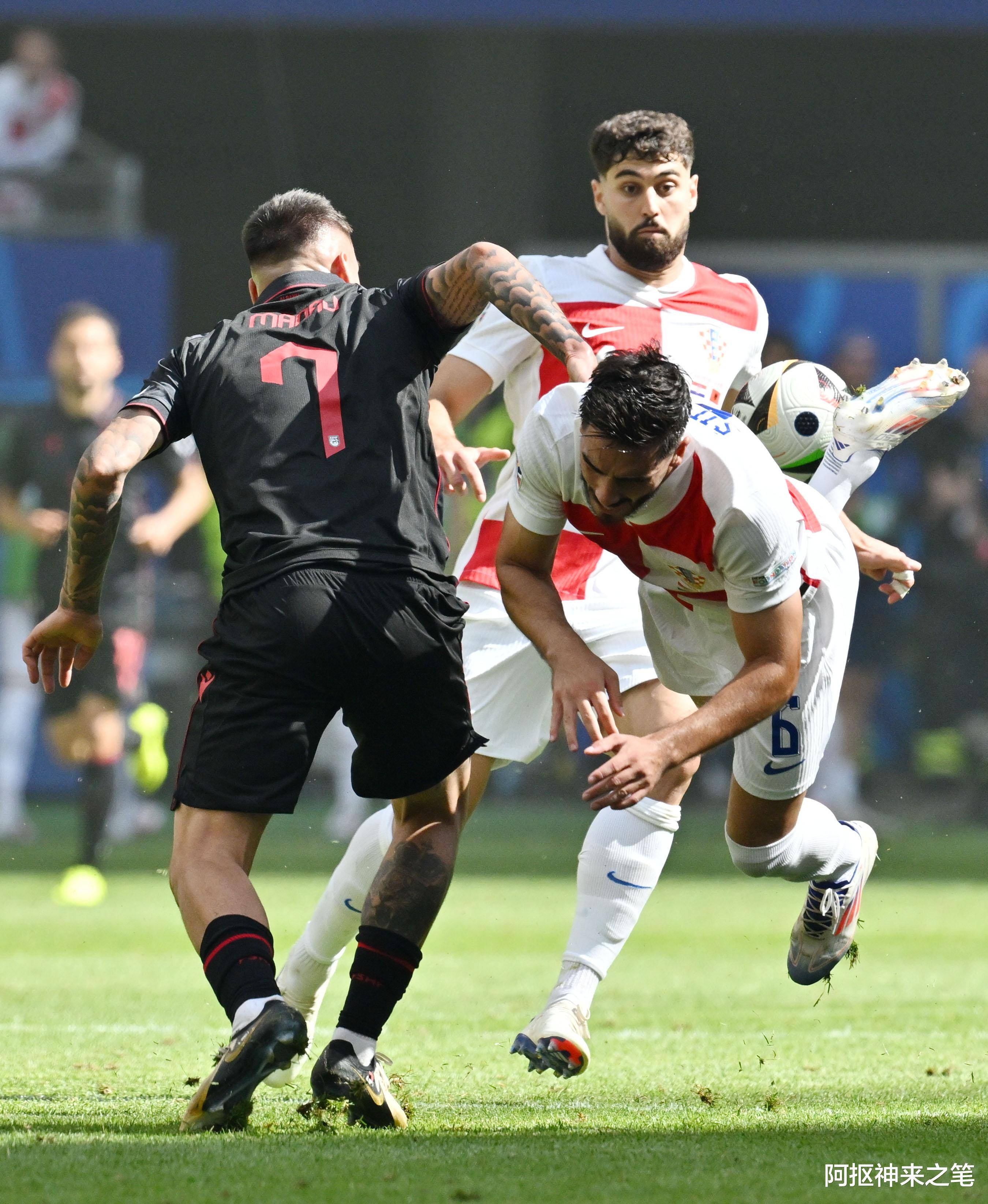 塞尔维亚队在国际比赛上抢眼表现 塞尔维亚队在国际比赛上抢眼表现