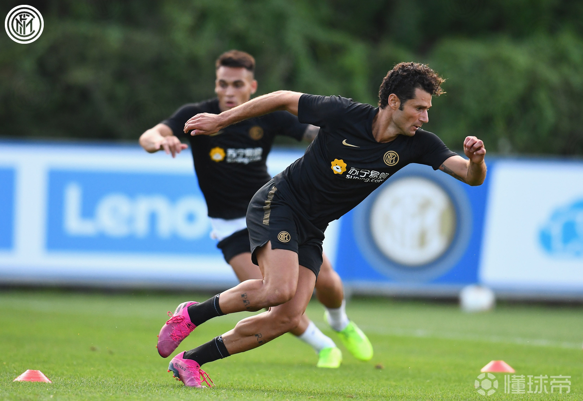 1xbet体育官网-关于达姆施塔特客场战平，队内气氛融洽的信息