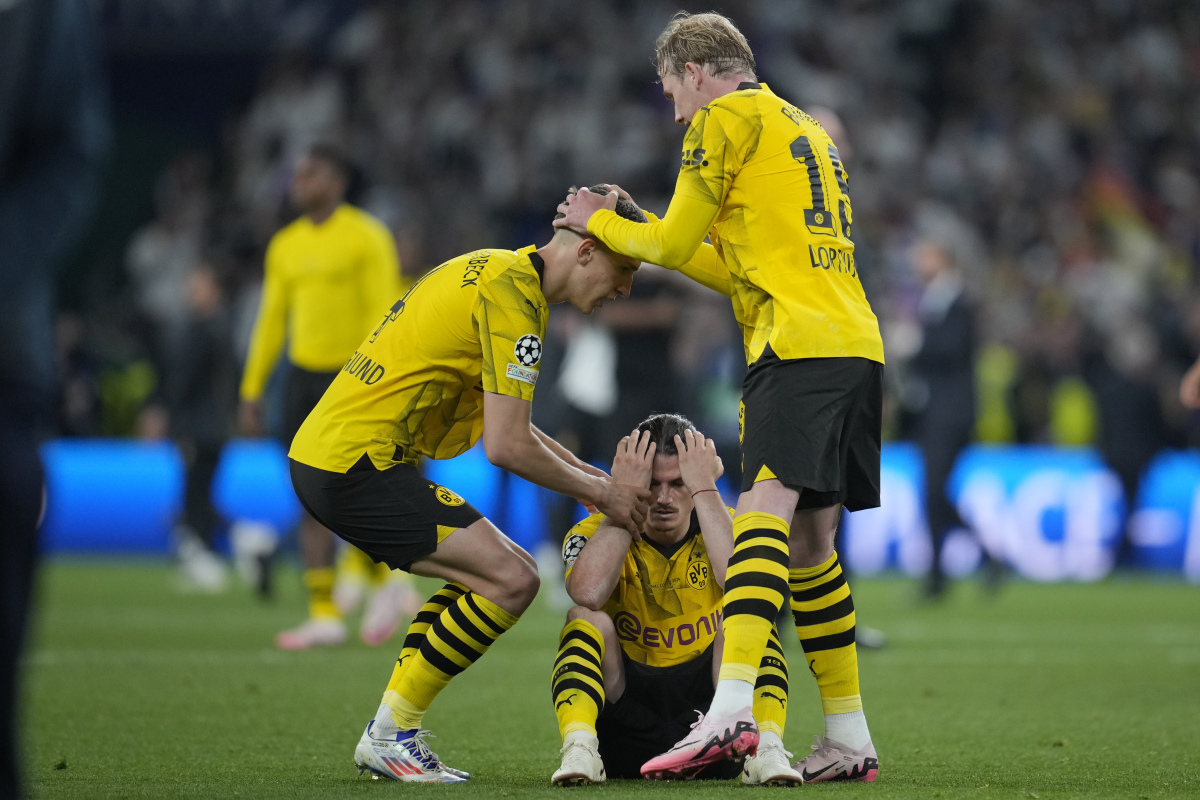 1xbet体育入口-欧预赛比赛动人瞬间，球员英勇拼搏的简单介绍